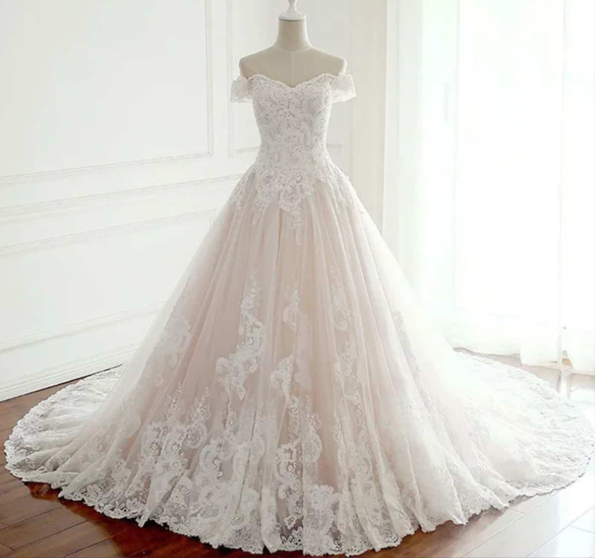 Uploading wedding dress mannequin photos to the AI wedding dress model generator